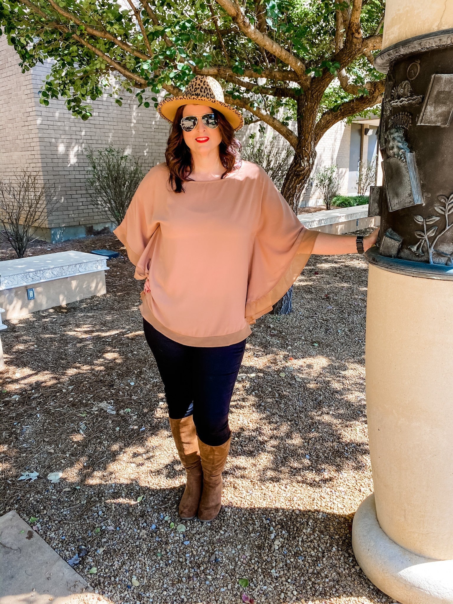 Sheer Contrast Flowy Top