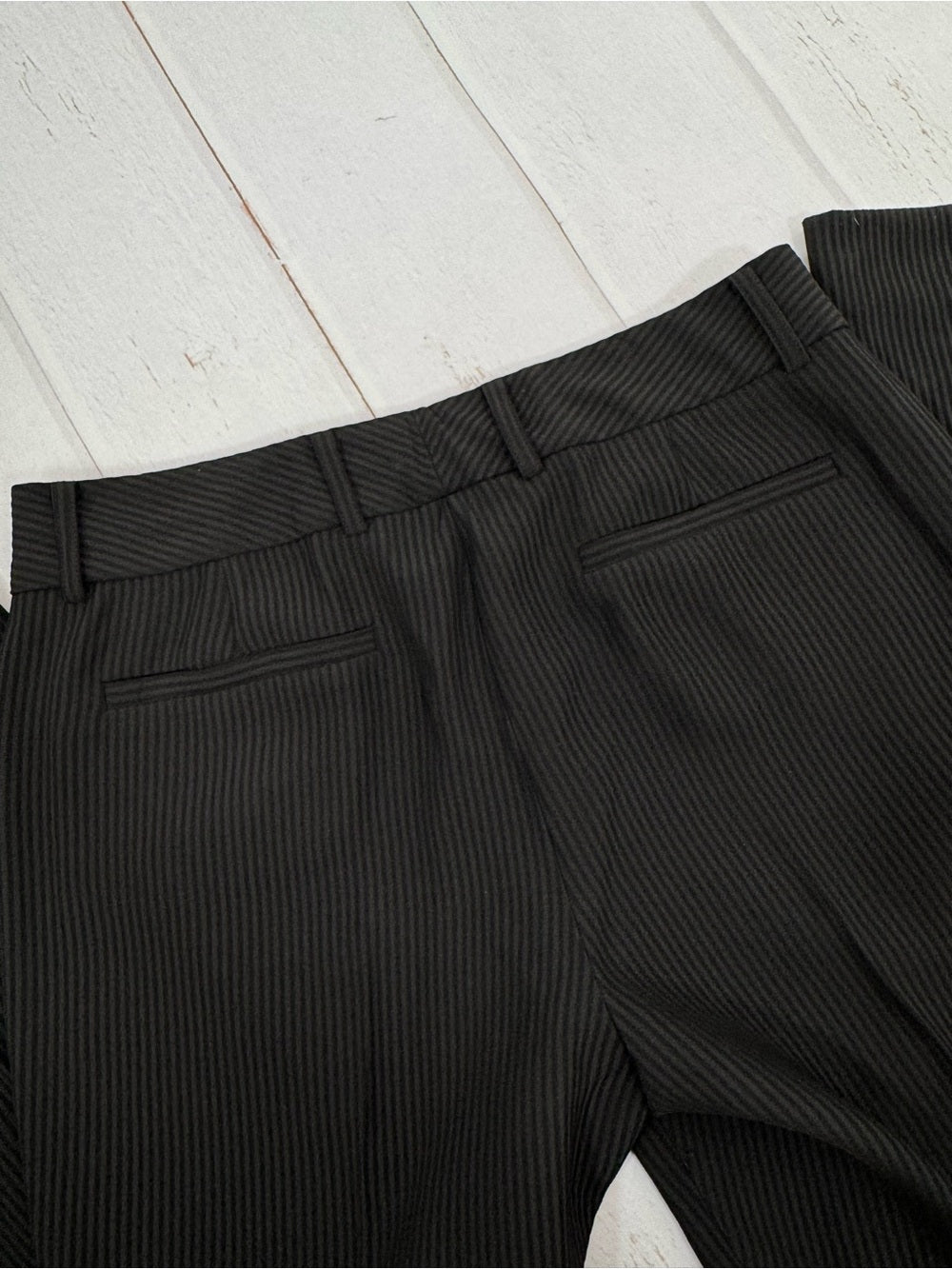 Anne Klein Black Pinstripe 2-Piece Suit Blazer & Trousers Women's Size 4