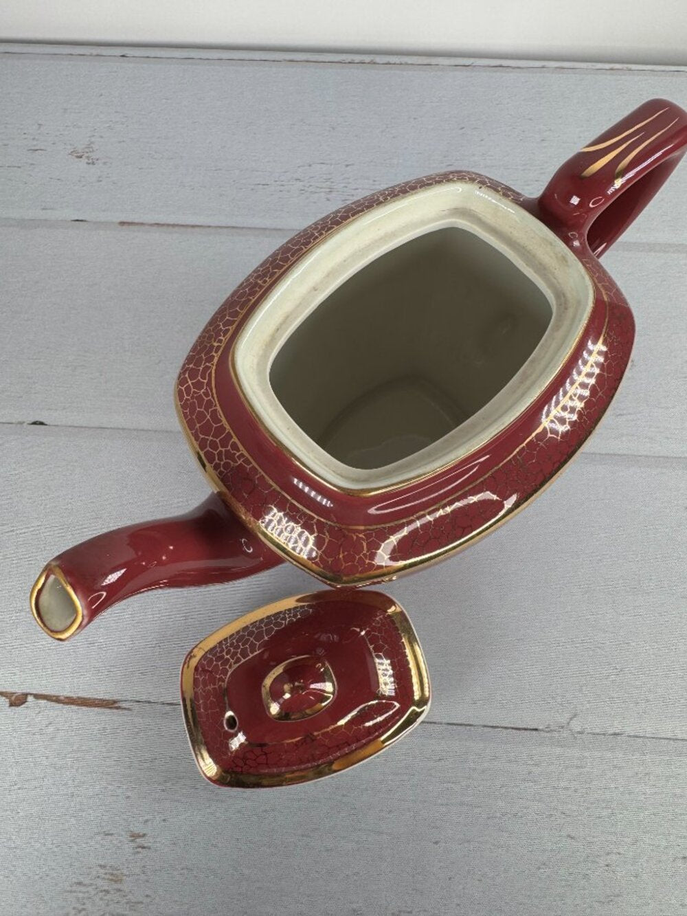Vintage Hall China Hollywood Teapot #0113 6-Cup Maroon Gold USA