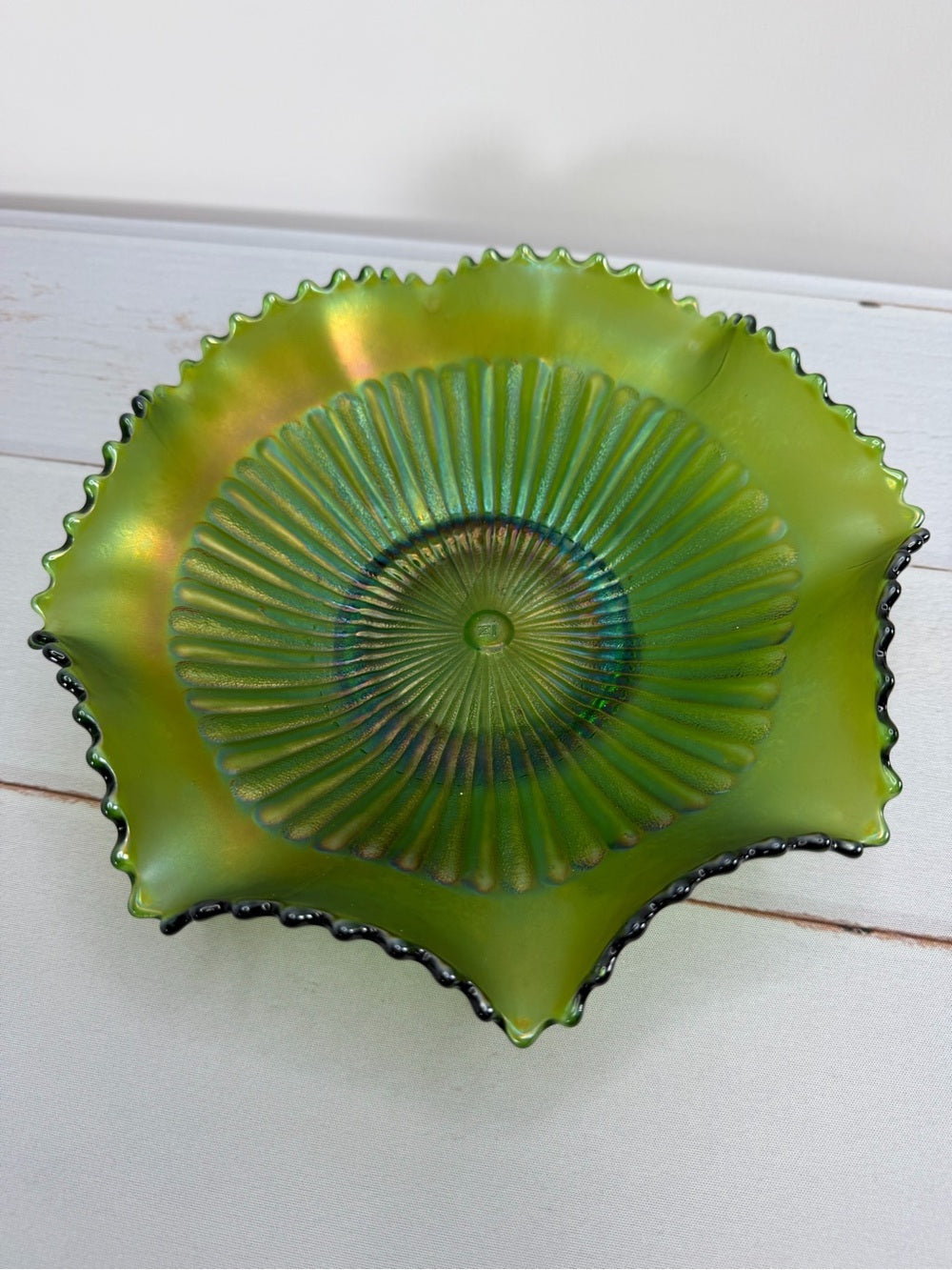 Antique Signed Northwood Green Stippled Rays Carnival Glass Ruffled Bowl Mark N