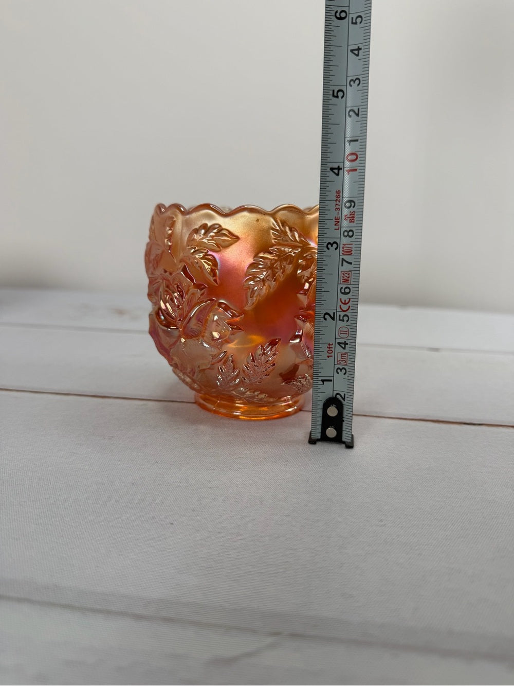 Antique 1910 Dugan Marigold "Wreath of Roses" Carnival Glass Small Rose Bowl