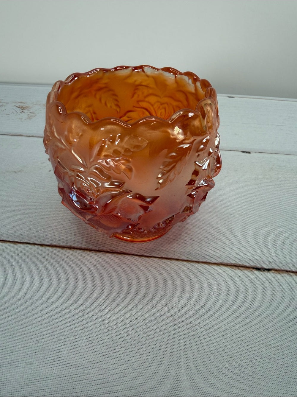 Antique 1910 Dugan Marigold "Wreath of Roses" Carnival Glass Small Rose Bowl