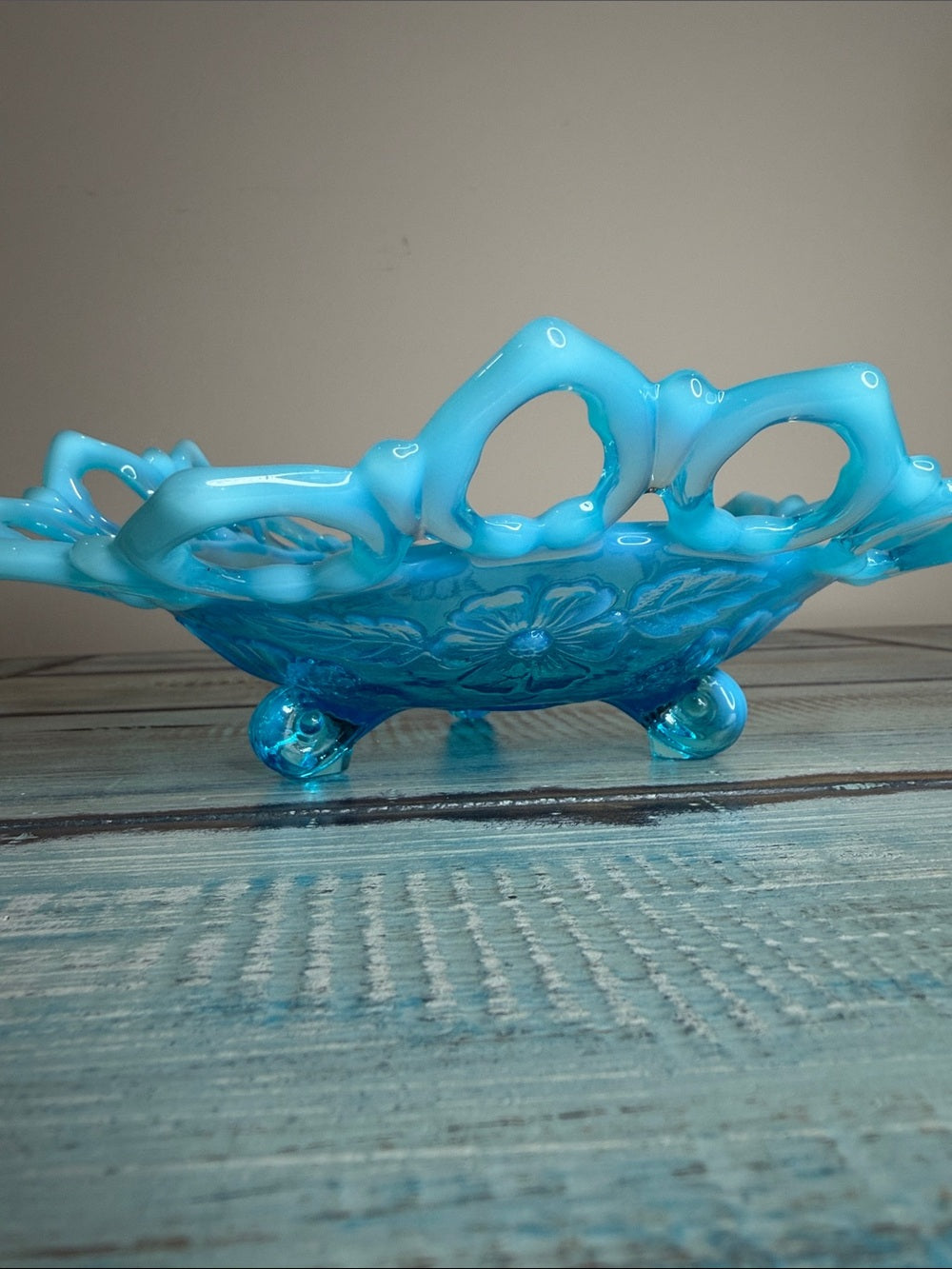 Vintage Northwood Blue Opalescent Glass Shell & Wild Rose Footed Lace Bowl