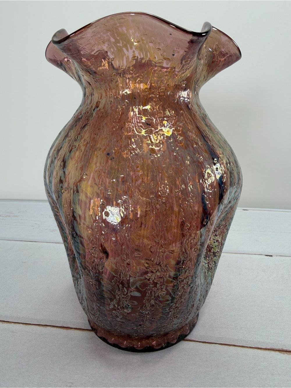 Antique 1905 Dugan Venetian Amethyst Frit Iridescent Art Glass Ruffled Vase