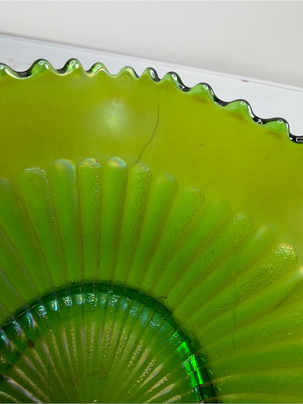 Antique Signed Northwood Green Stippled Rays Carnival Glass Ruffled Bowl Mark N