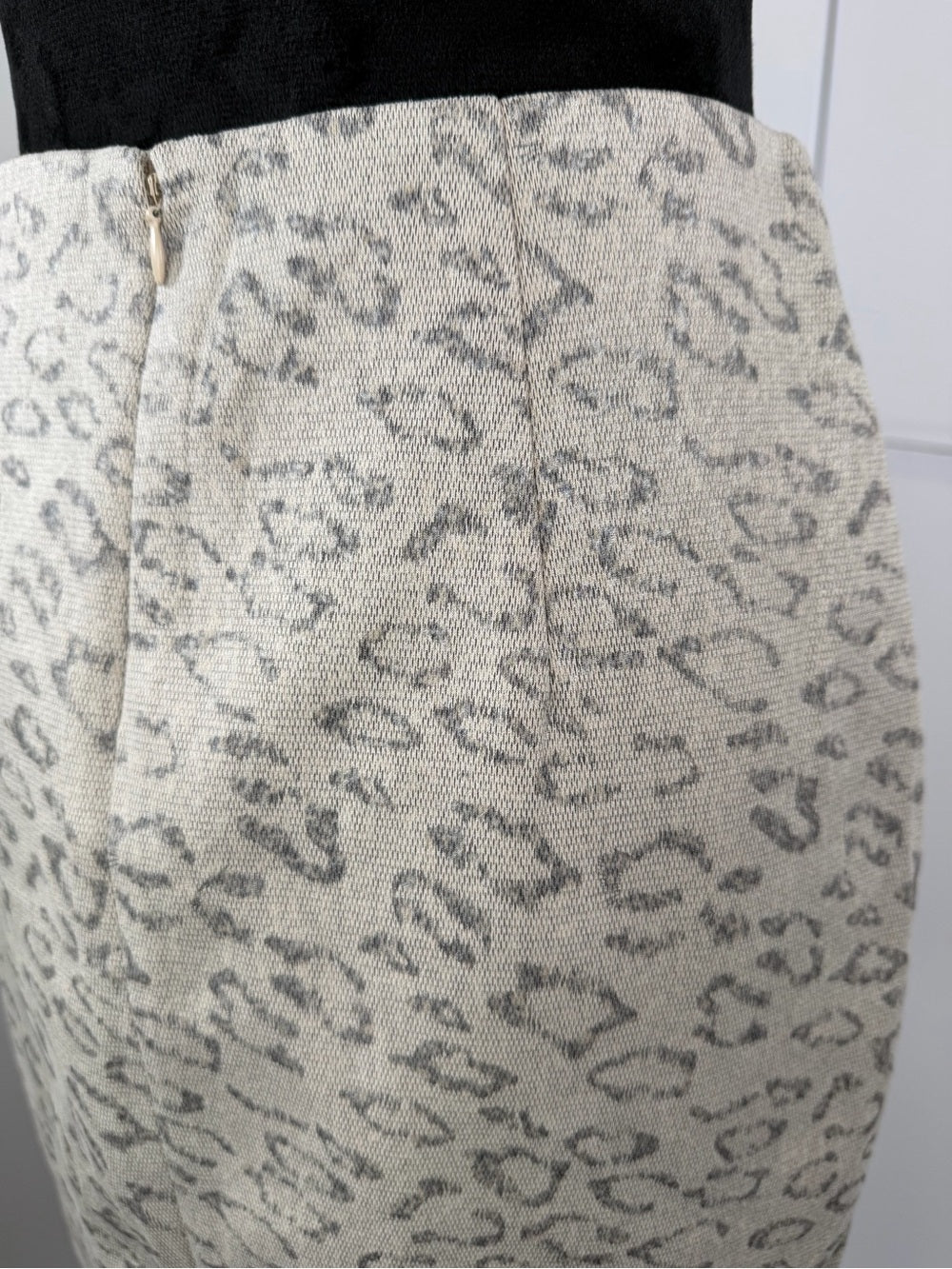 NWT Le Lis Leopard Print Mini Skirt Size Small