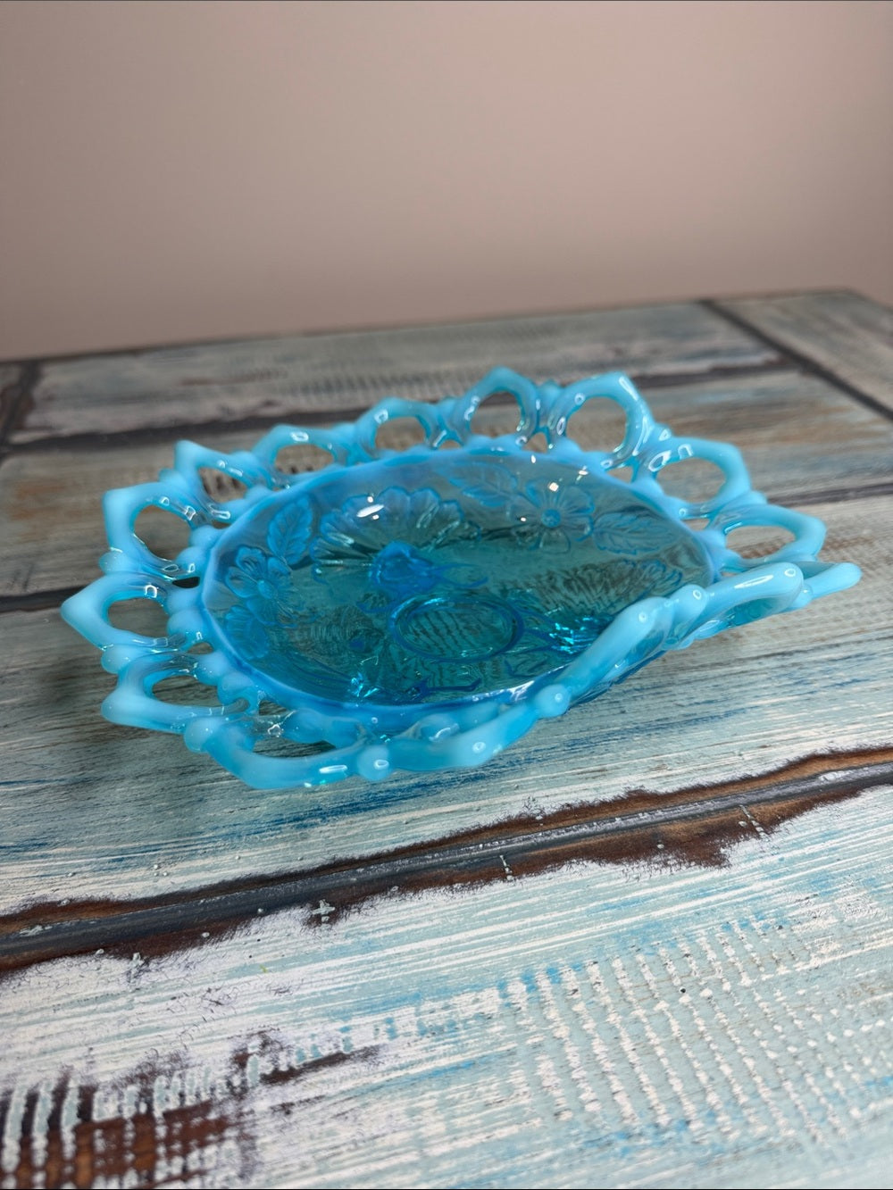 Vintage Northwood Blue Opalescent Glass Shell & Wild Rose Footed Lace Bowl