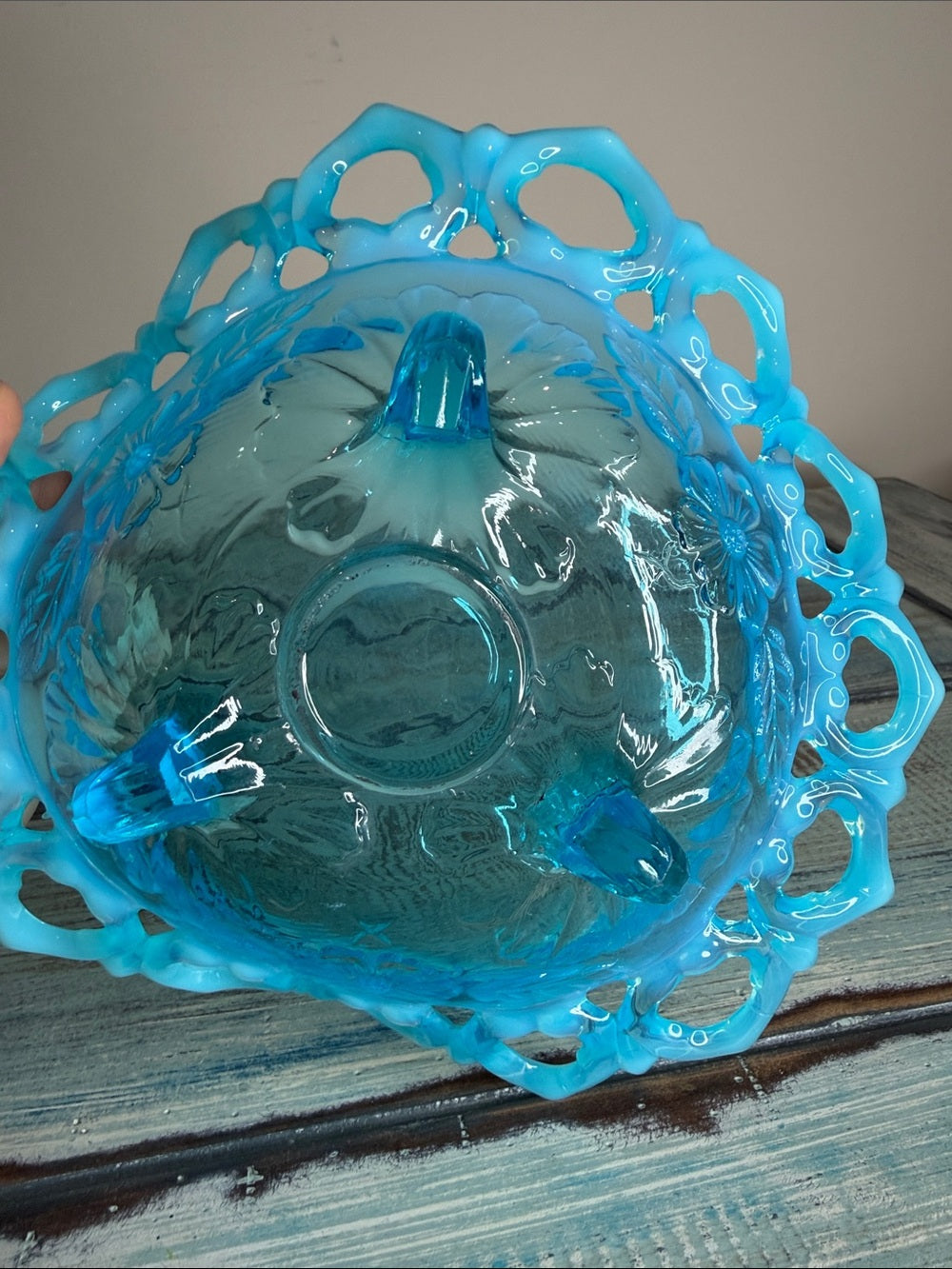 Vintage Northwood Blue Opalescent Glass Shell & Wild Rose Footed Lace Bowl