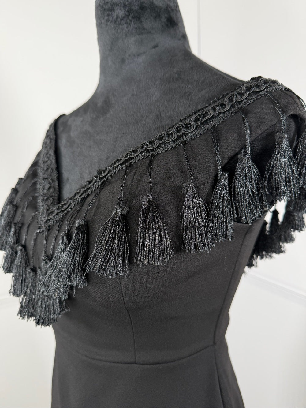 NWT Vera & Lucy Black Fringe Off Shoulder Bodycon Cocktail Dress Size Small