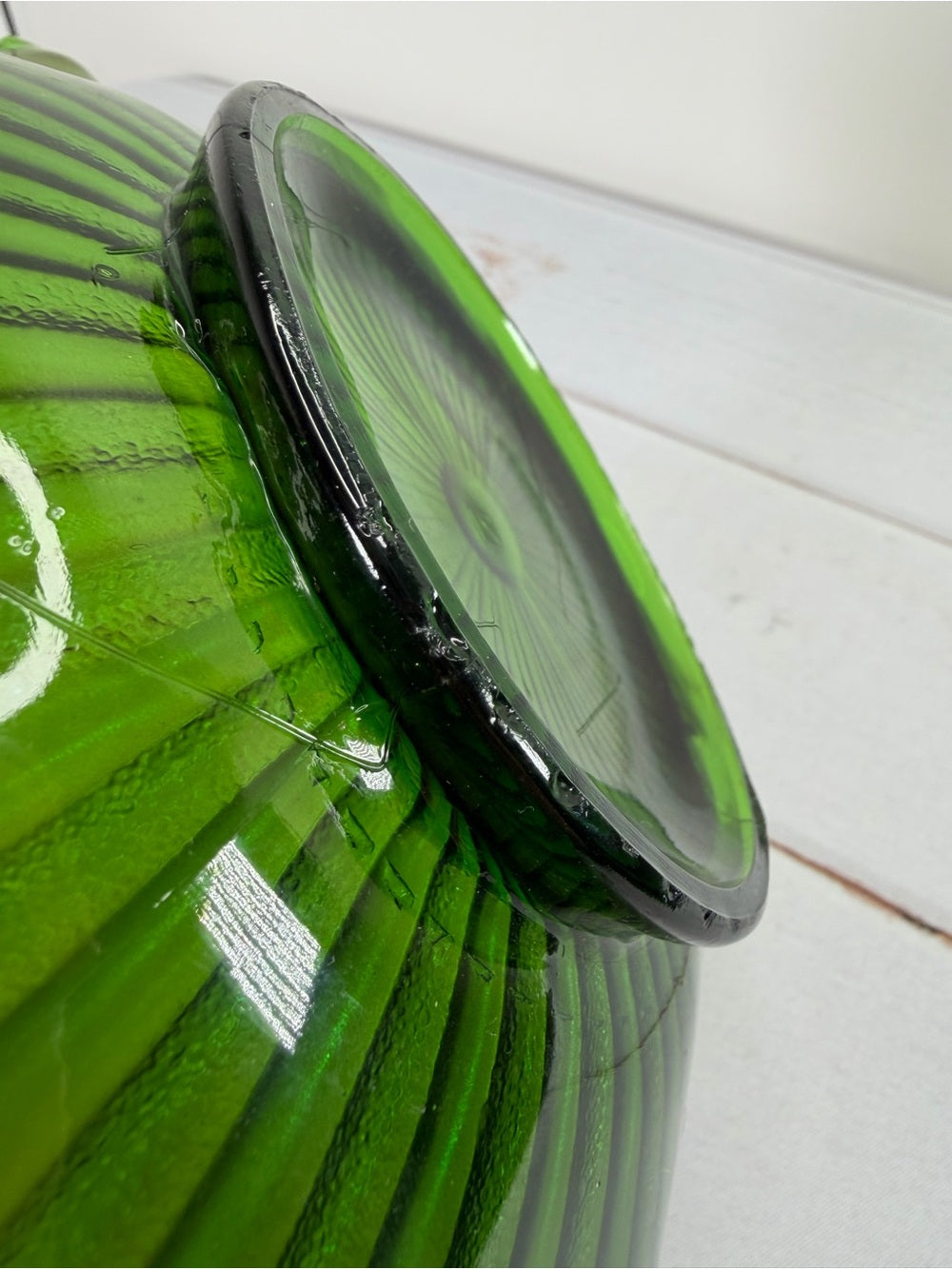 Antique Signed Northwood Green Stippled Rays Carnival Glass Ruffled Bowl Mark N