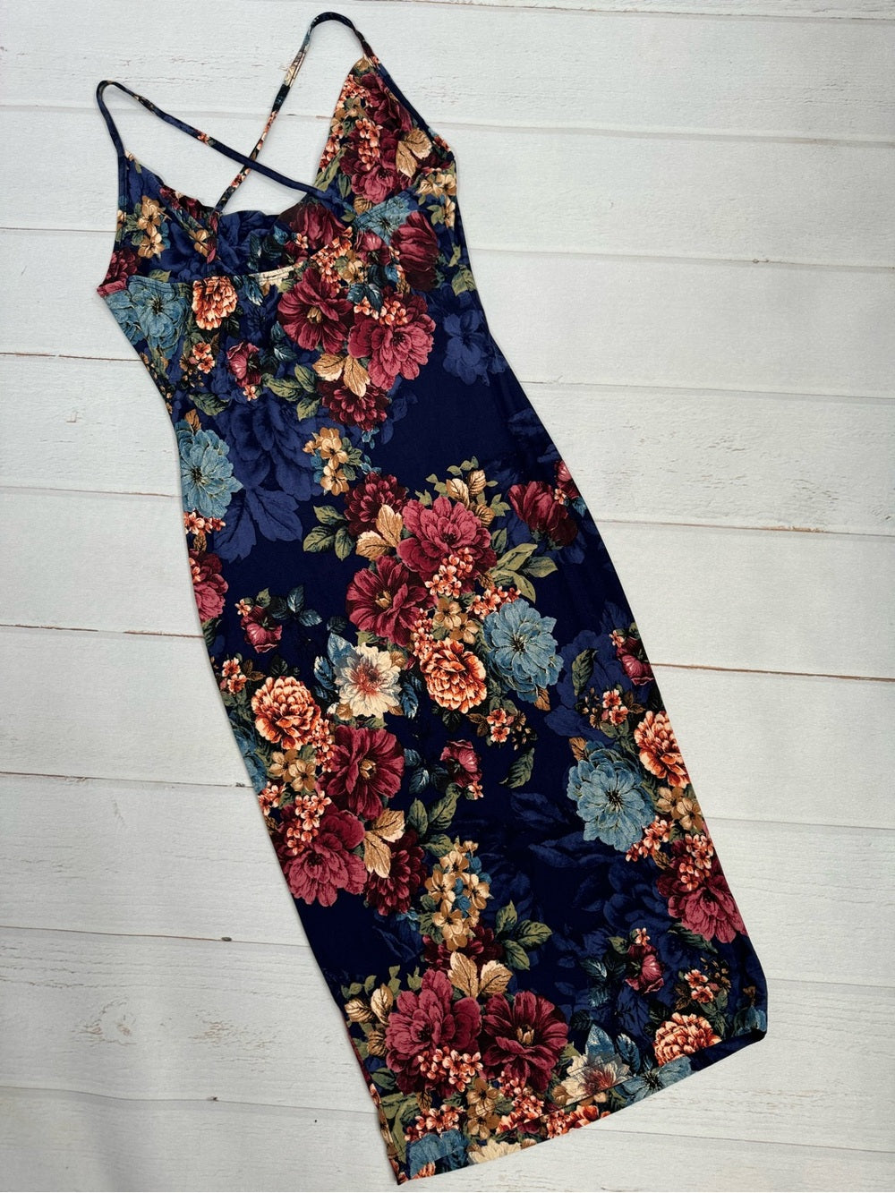 Lovely Day Floral Sleeveless Midi Dress Criss Cross Back Size Medium