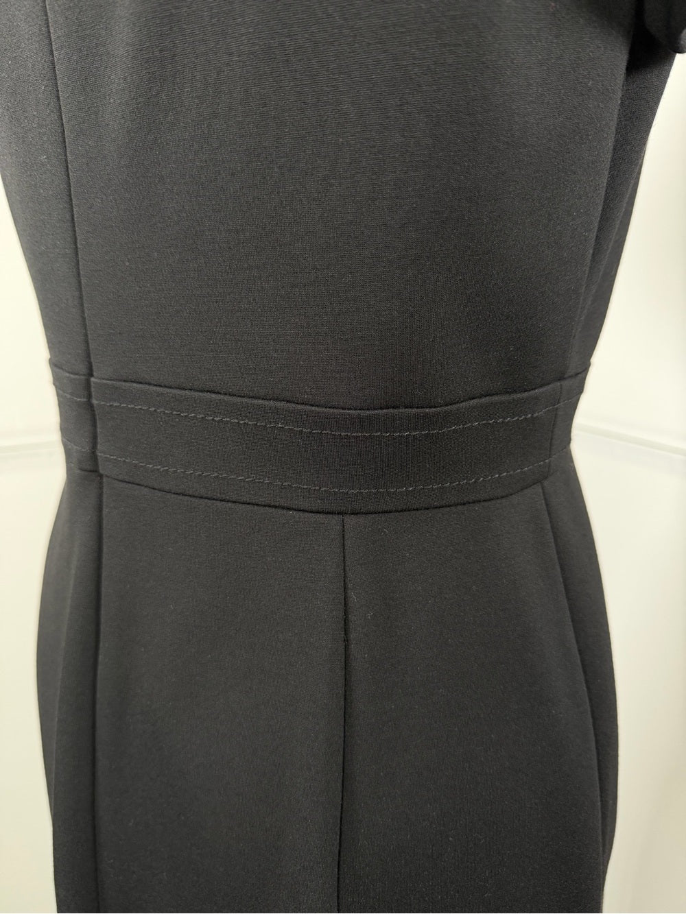 Brooks Brothers Ponte Sweetheart Neck Black Sheath Dress Size 8