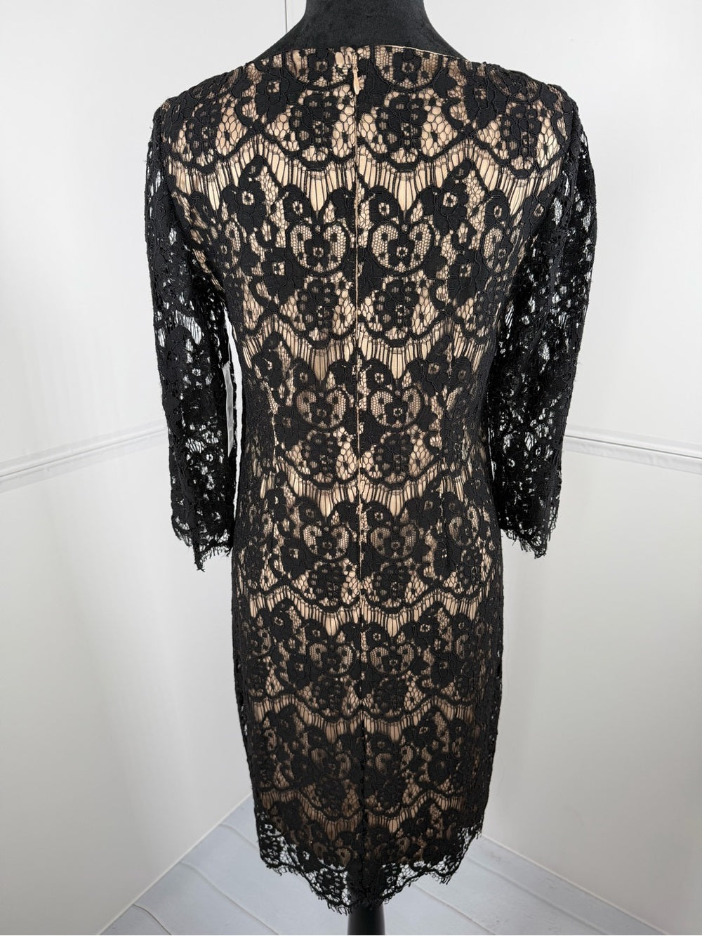 Jessica Howard Black Lace Sheath Dress Nude Lining 3/4 Sleeve Size 6