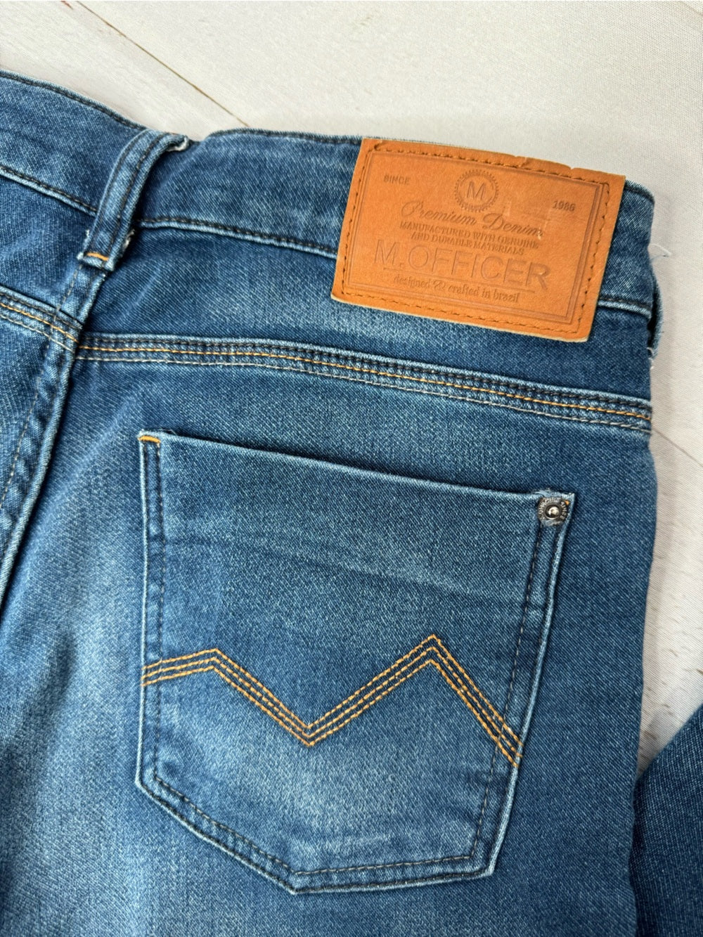 M. Officer Get Fit Bootcut Stretch Jeans Medium Wash Women's Size 38 Brazil
