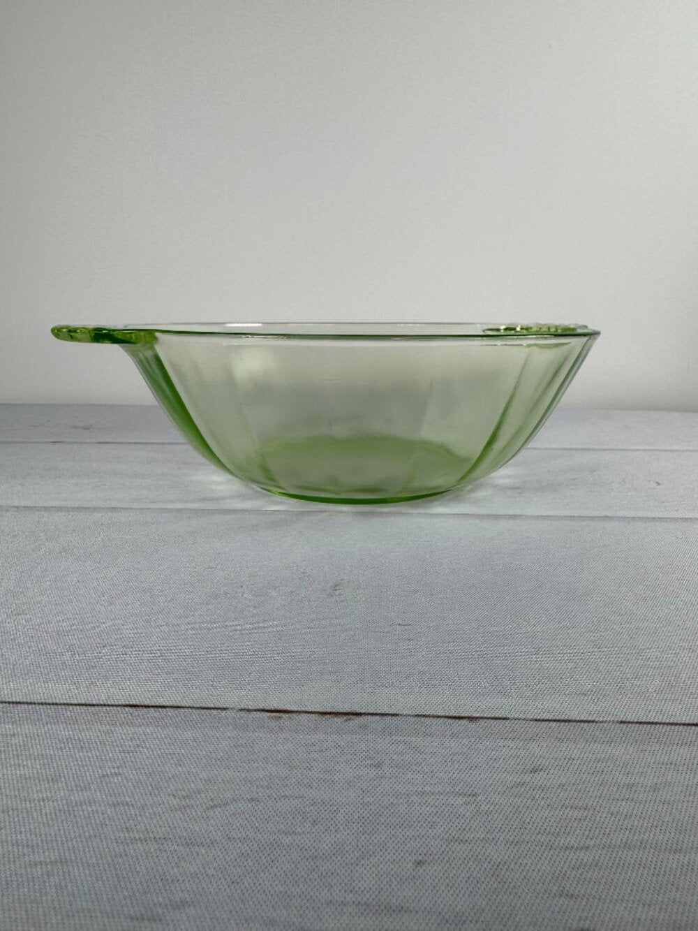 Anchor Hocking Vaseline Uranium Glass Bowl Green Depression Glass
