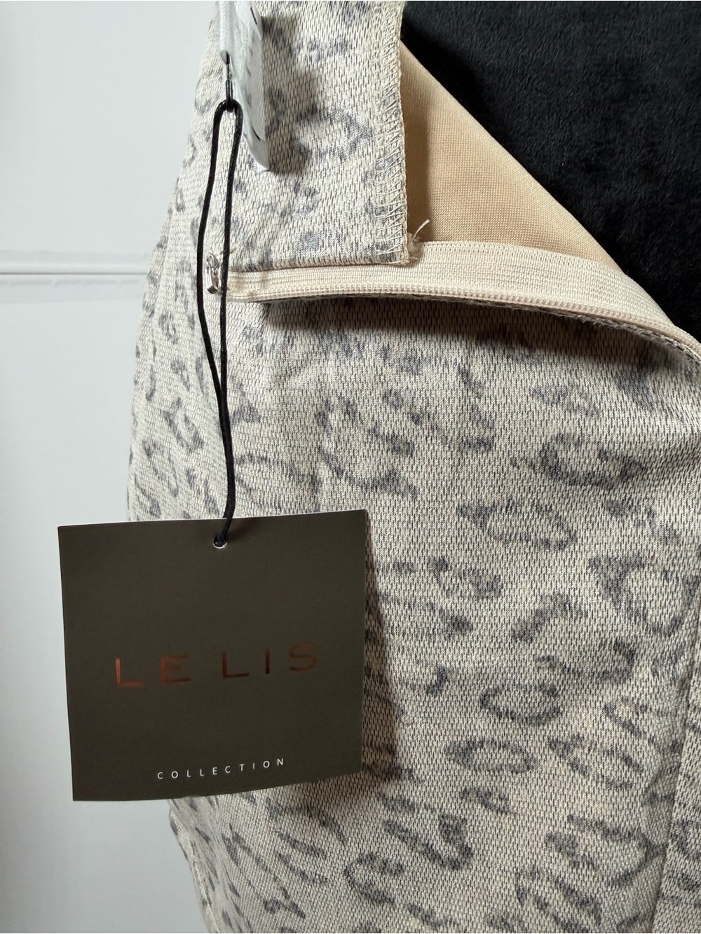 NWT Le Lis Leopard Print Mini Skirt Size Small
