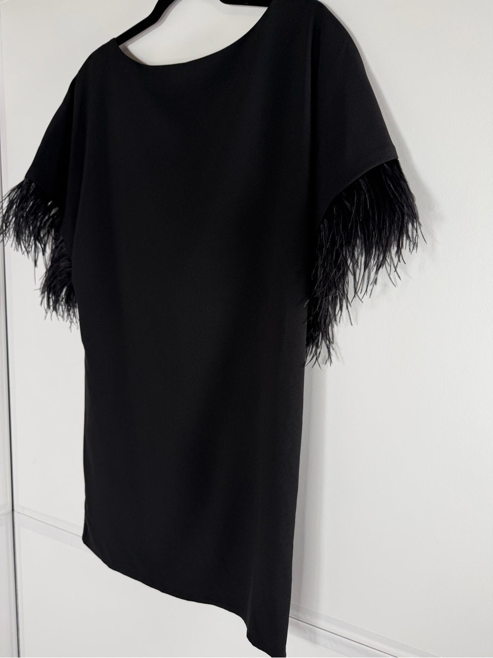 Jay X JAYGODFREY Black Feather Sleeve Draped Cocktail Dress Size 2